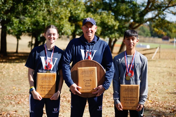 WALTERS STATE SWEEPS CROSS COUNTRY REGION TITLES