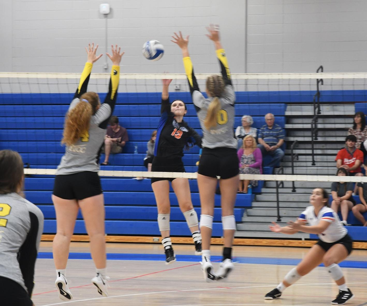 TCCAA VOLLEYBALL CRANKS UP CONFERENCE SEASON THIS WEEK